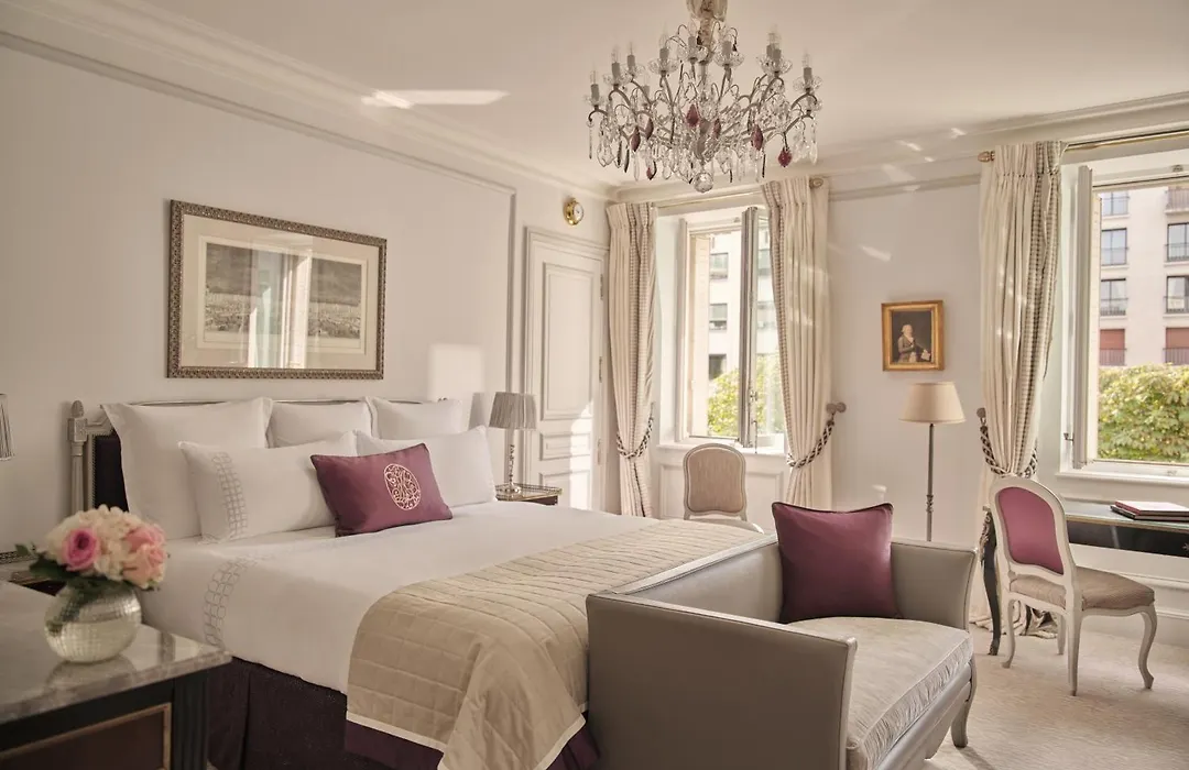 Hotel Plaza Athenee - Dorchester Collection-1
